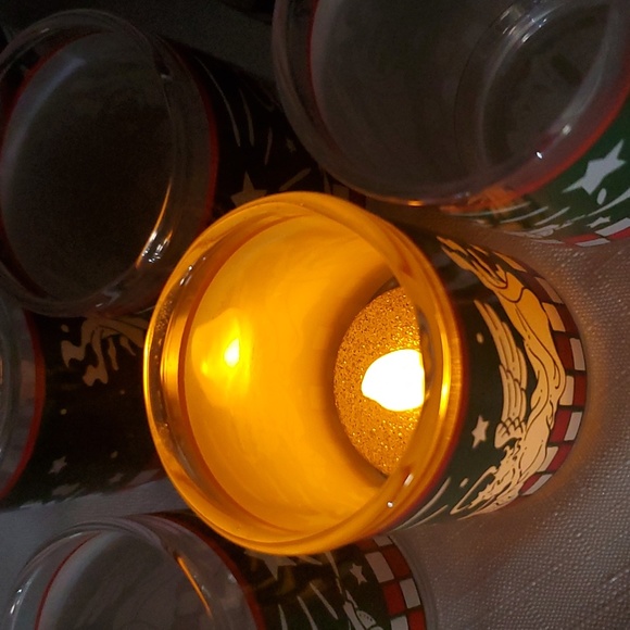 LOT OF 8 Tea Light Candle Holders VTG Indiana Glass Made In U.S.A. 🇺🇲 - Picture 7 of 12